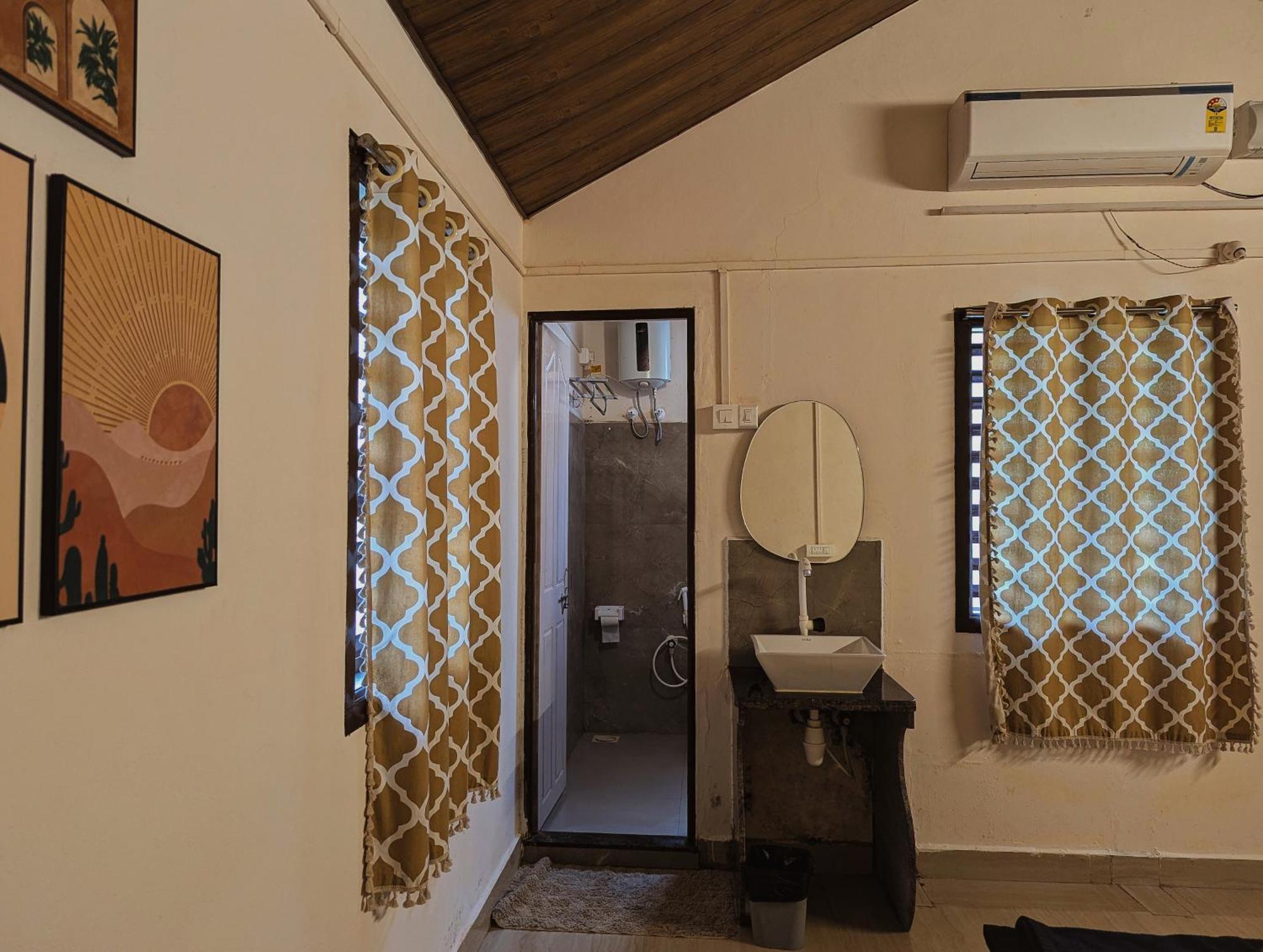 Sunset Cafe Beach Stay Gokarna  Exterior photo